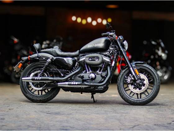 HARLEY-DAVIDSON SPORTSTER ROADSTER 